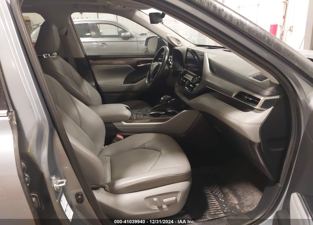 2021 TOYOTA HIGHLANDER HYBRID PLATINUM VIN: 5TDEBRCH1MS017771