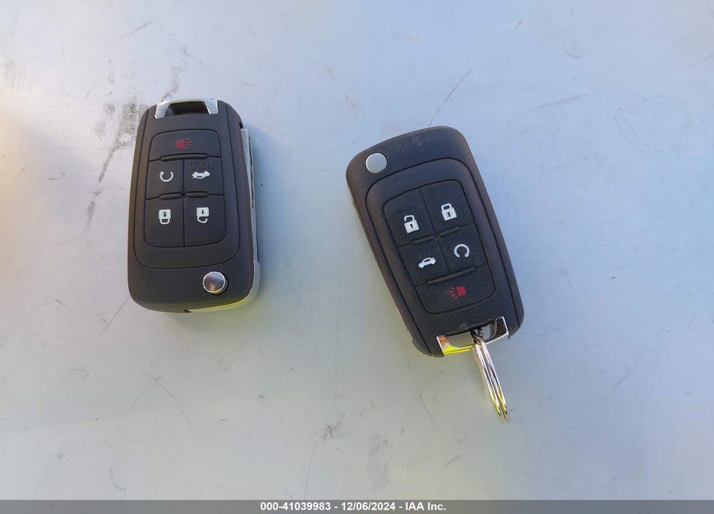 2012 BUICK REGAL VIN: 2G4GS5EK8C9132526