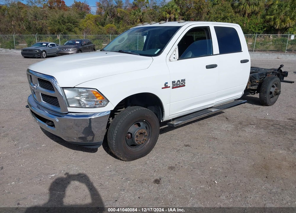 2018 RAM 3500 CHASSIS TRADESMAN/SLT/LAIE VIN: 3C7WRSCL4JG165762