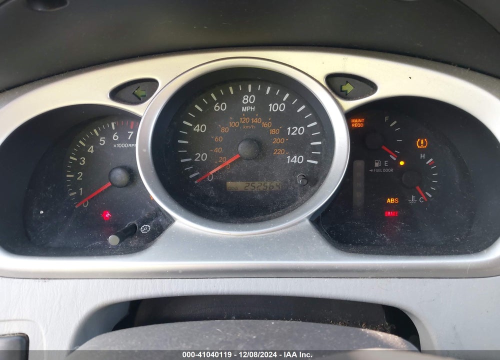2006 TOYOTA HIGHLANDER VIN: JTEGD21A860147516