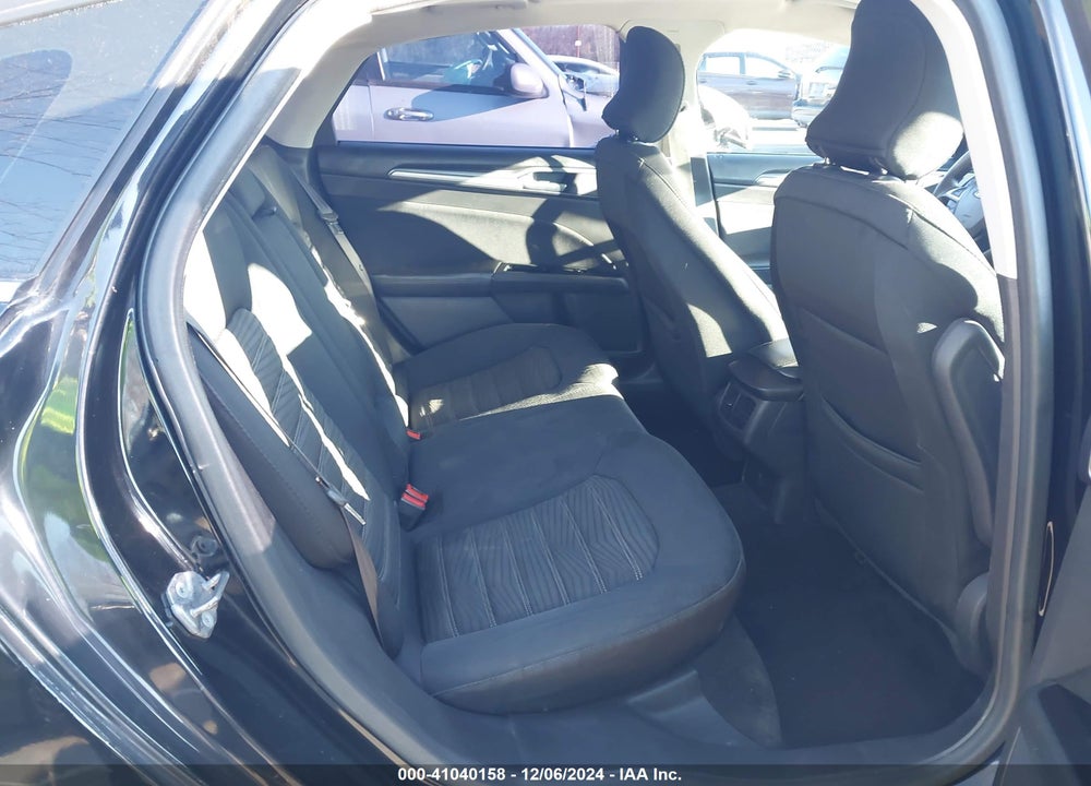 2016 FORD FUSION SE VIN: 3FA6P0H71GR242738