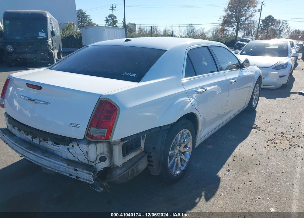 2011 CHRYSLER 300 LIMITED VIN: 2C3CA5CG8BH580312