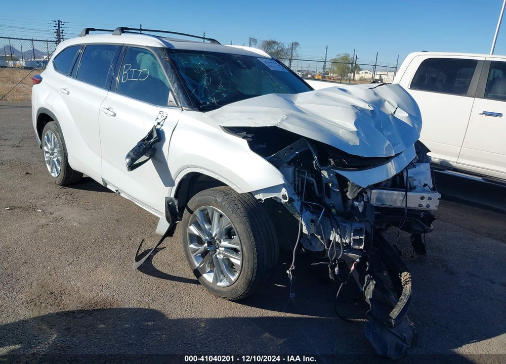 2022 TOYOTA HIGHLANDER LIMITED VIN: 5TDYZRAH9NS548441