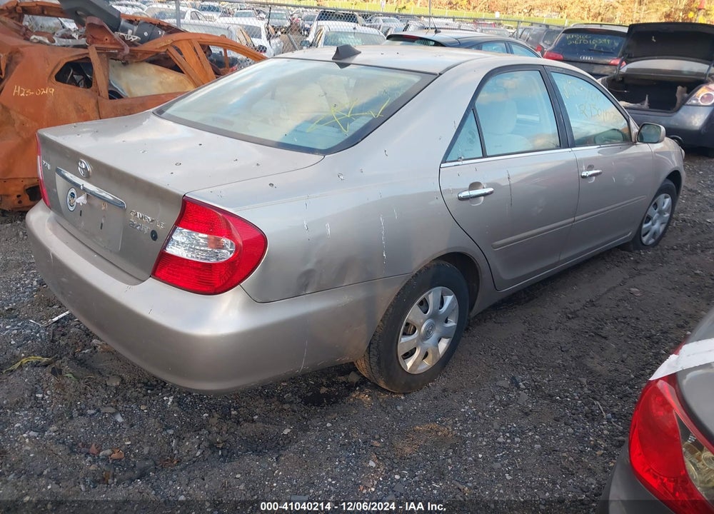 2004 TOYOTA CAMRY LE VIN: 4T1BE32K94U791424
