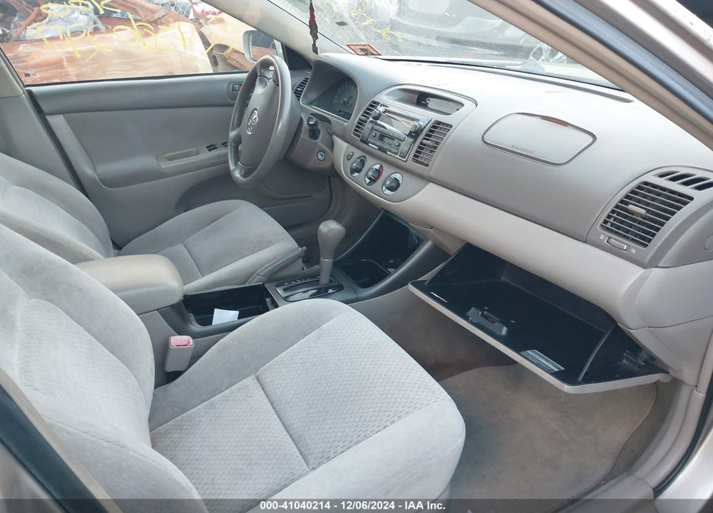 2004 TOYOTA CAMRY LE VIN: 4T1BE32K94U791424