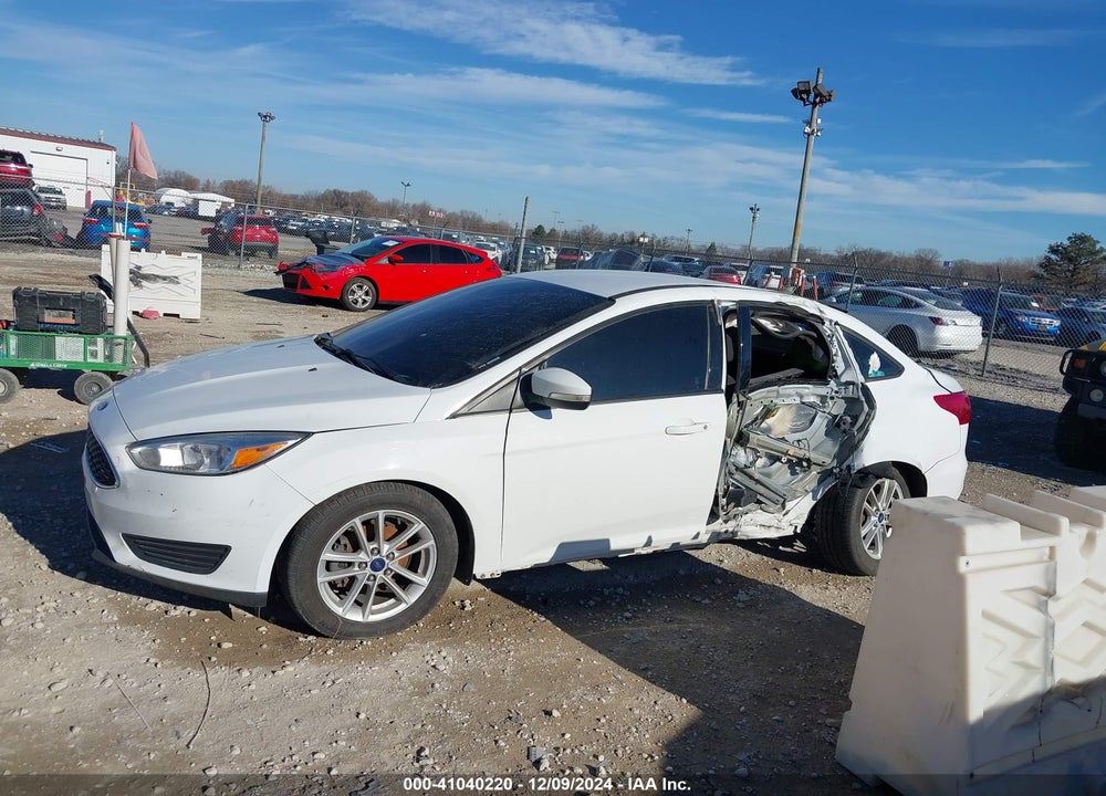 2017 FORD FOCUS VIN: 1FADP3F22HL236754