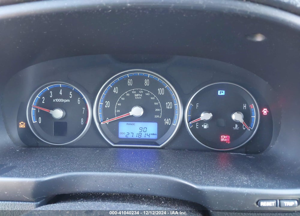 2008 HYUNDAI SANTA FE GLS VIN: 5NMSG13D28H209356