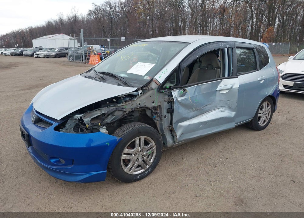 2007 HONDA FIT VIN: JHMGD38457S020382