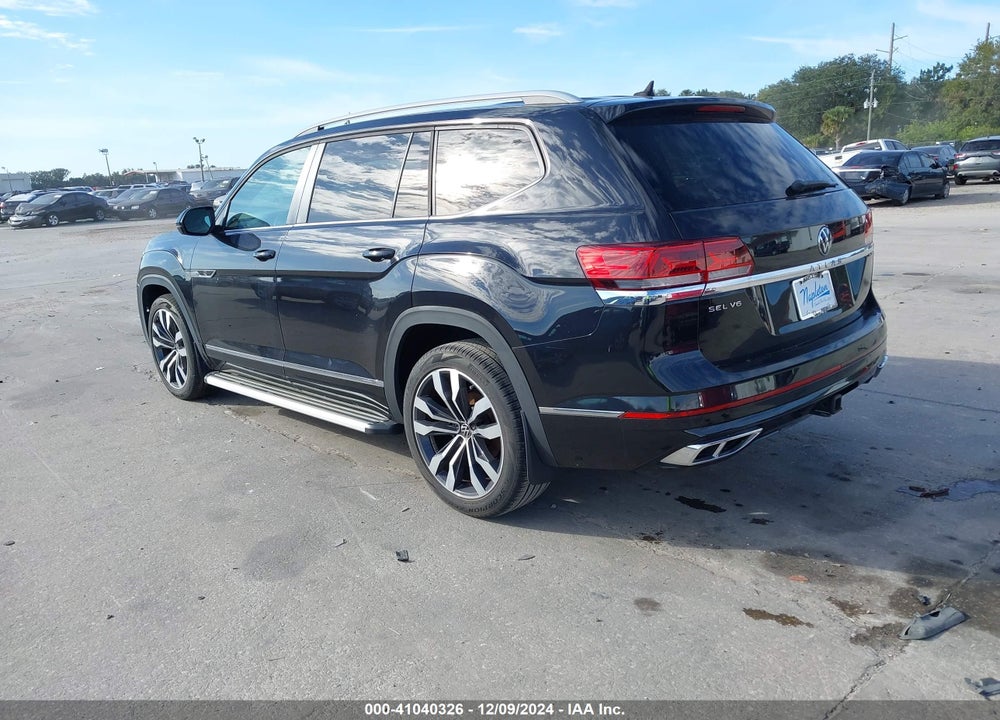 2021 VOLKSWAGEN ATLAS VIN: 1V2CR2CA7MC563665