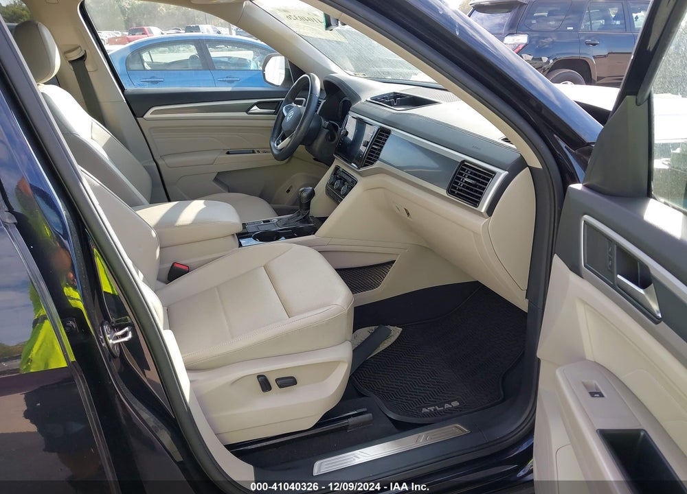 2021 VOLKSWAGEN ATLAS VIN: 1V2CR2CA7MC563665