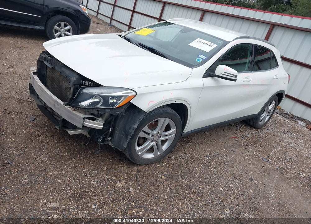2015 MERCEDES-BENZ GLA 250 VIN: WDCTG4GB3FJ031053