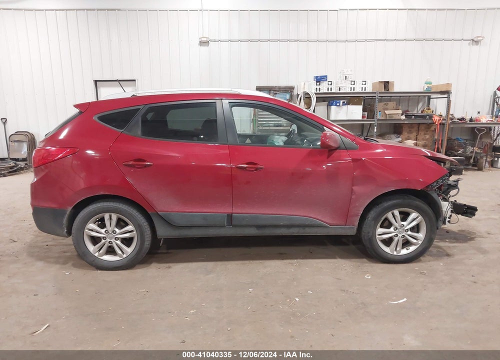 2010 HYUNDAI TUCSON GLS VIN: KM8JUCAC8AU032803