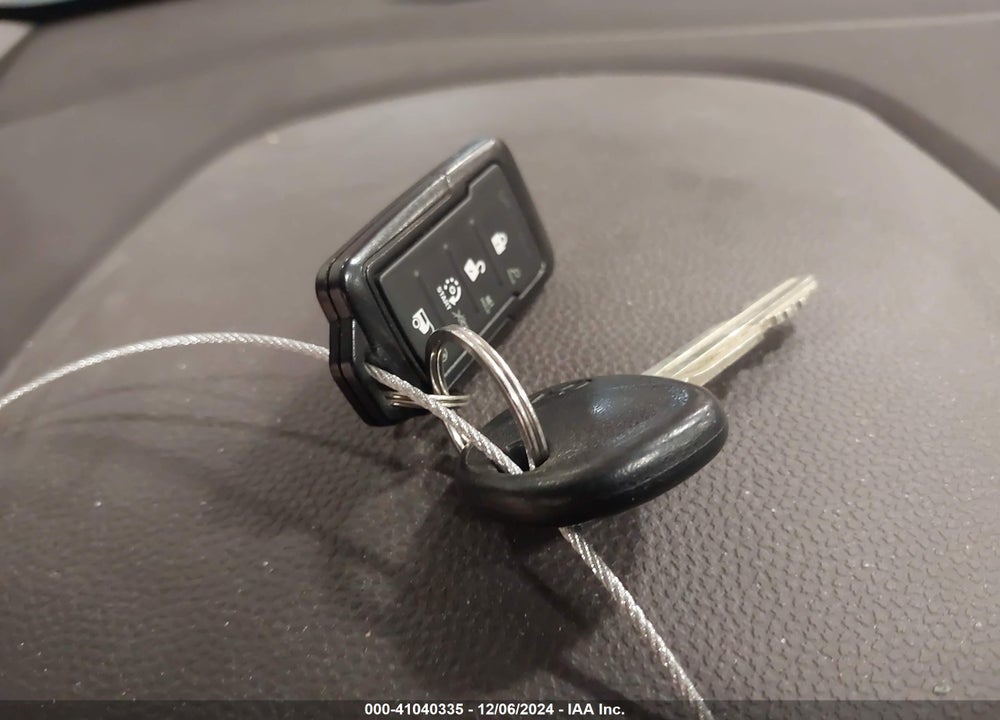 2010 HYUNDAI TUCSON GLS VIN: KM8JUCAC8AU032803