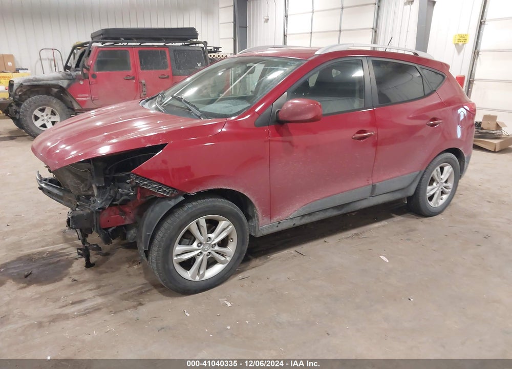 2010 HYUNDAI TUCSON GLS VIN: KM8JUCAC8AU032803