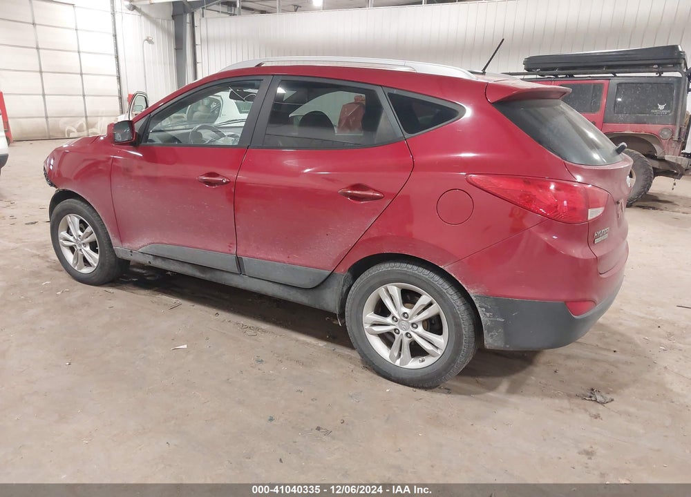 2010 HYUNDAI TUCSON GLS VIN: KM8JUCAC8AU032803