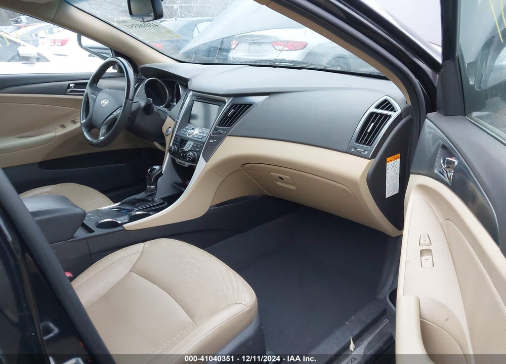 2012 HYUNDAI SONATA HYBRID VIN: KMHEC4A42CA041567