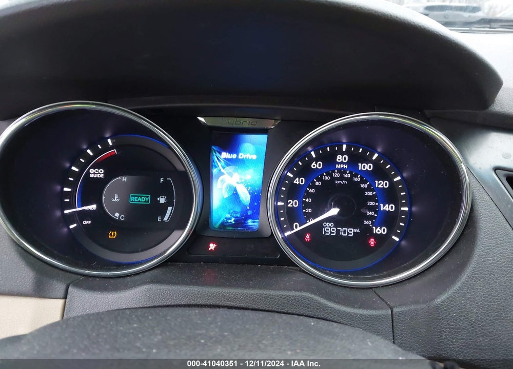 2012 HYUNDAI SONATA HYBRID VIN: KMHEC4A42CA041567