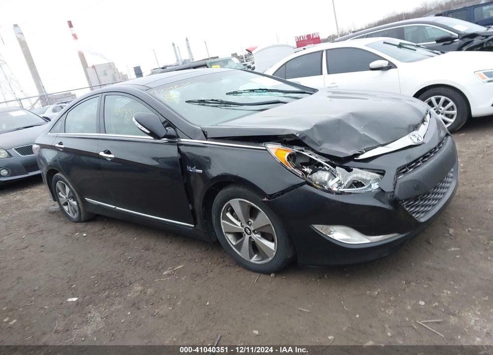 2012 HYUNDAI SONATA HYBRID VIN: KMHEC4A42CA041567