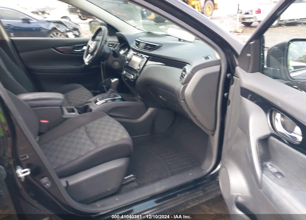 2018 NISSAN ROGUE SPORT SV VIN: JN1BJ1CP4JW106960