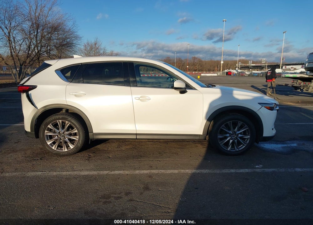 2019 MAZDA CX-5 GRAND TOURING VIN: JM3KFBDM5K0588293
