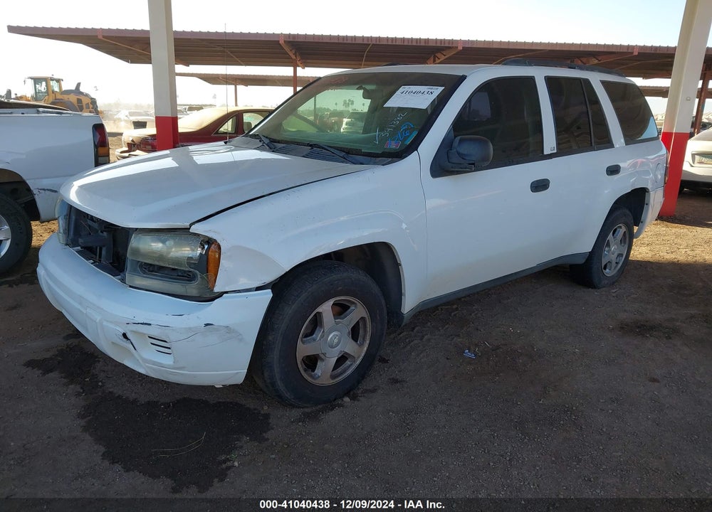 2004 CHEVROLET TRAILBLAZER LS VIN: 1GNDT13S442341382