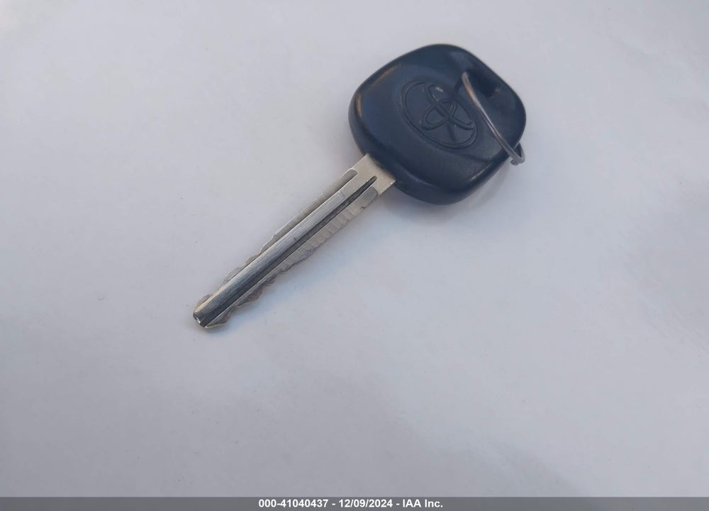 2006 TOYOTA COROLLA CE VIN: JTDBR32E160061021