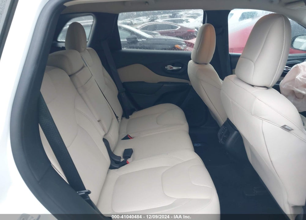 2016 JEEP CHEROKEE VIN: 1C4PJLCBXGW159755