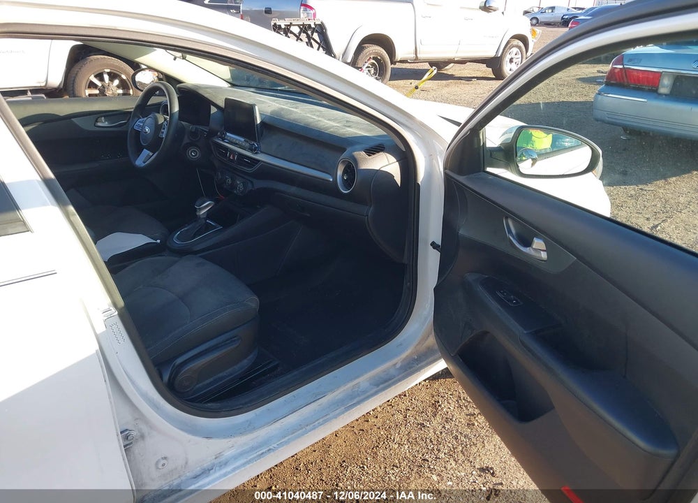 2021 KIA FORTE VIN: 3KPF24AD0ME389619