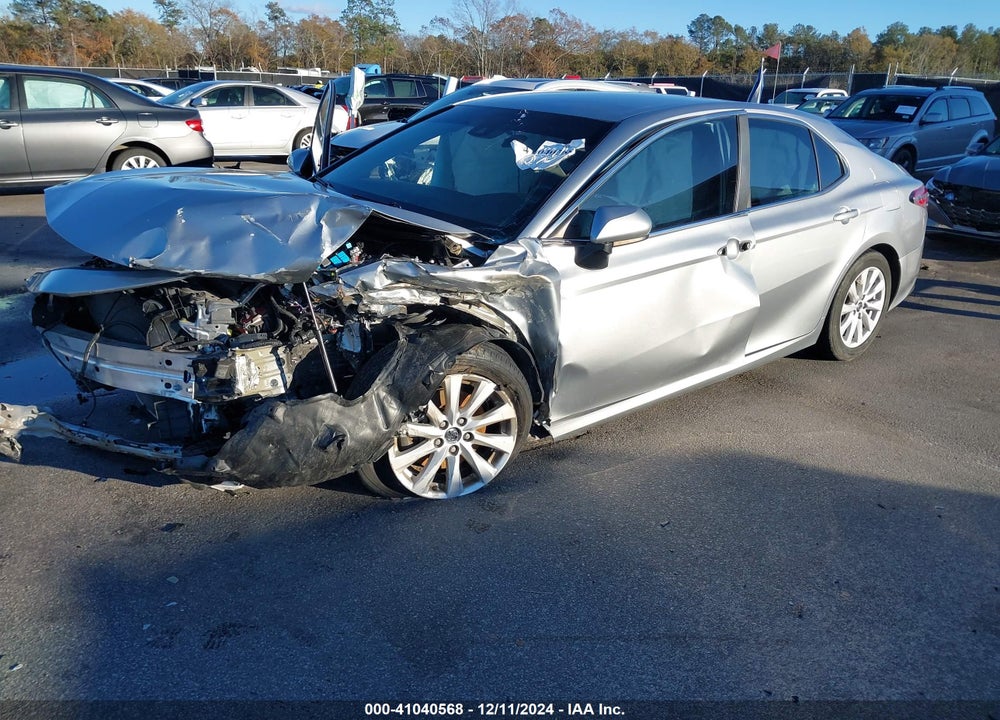 2018 TOYOTA CAMRY LE VIN: 4T1B11HKXJU081998