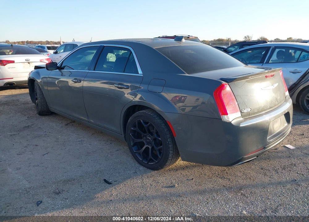 2017 CHRYSLER 300 LIMITED VIN: 2C3CCAAG7HH625819