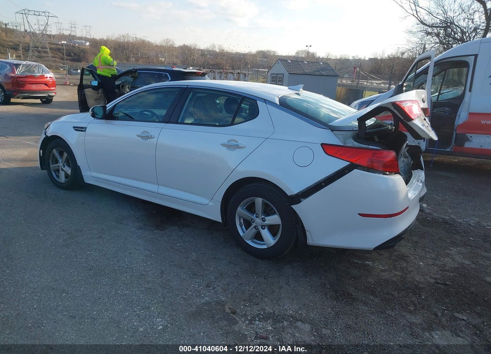 2015 KIA OPTIMA LX VIN: KNAGM4A73F5530378