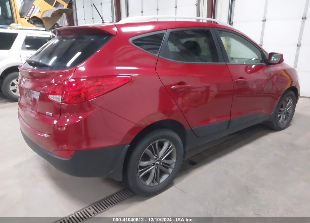 2014 HYUNDAI TUCSON SE VIN: KM8JUCAG1EU790782