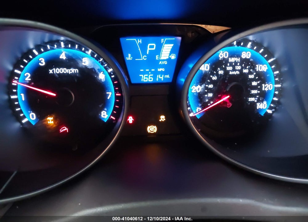 2014 HYUNDAI TUCSON SE VIN: KM8JUCAG1EU790782