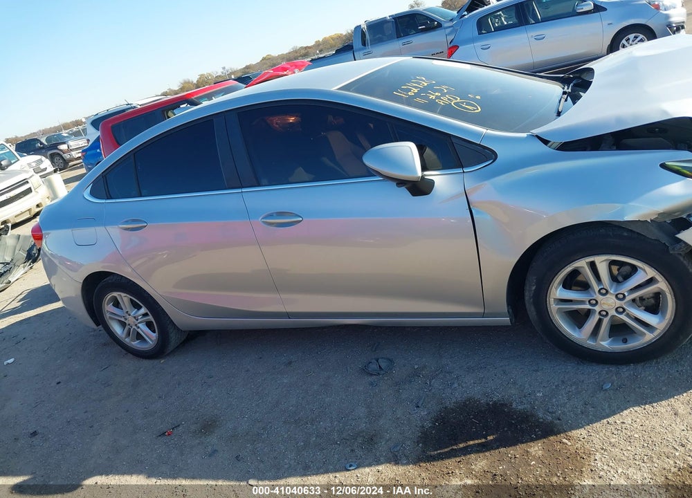 2018 CHEVROLET CRUZE VIN: 1G1BE5SM8J7108682