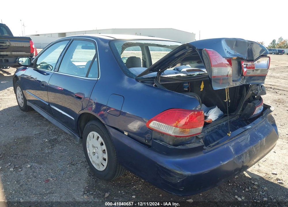 2002 HONDA ACCORD 2.3 VP VIN: 1HGCF86692A058760