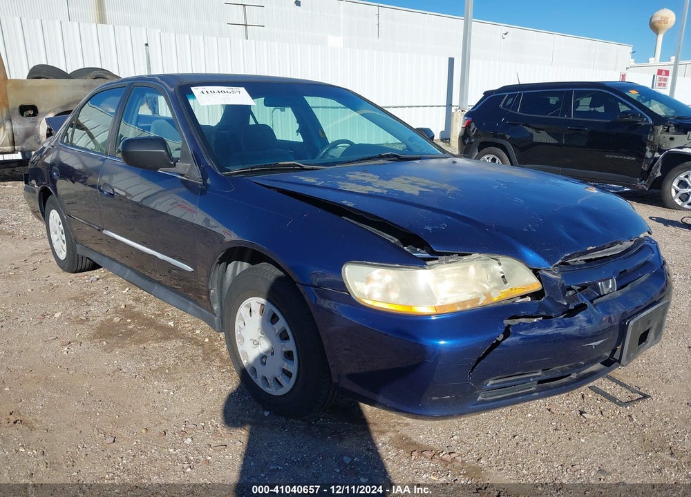 2002 HONDA ACCORD 2.3 VP VIN: 1HGCF86692A058760