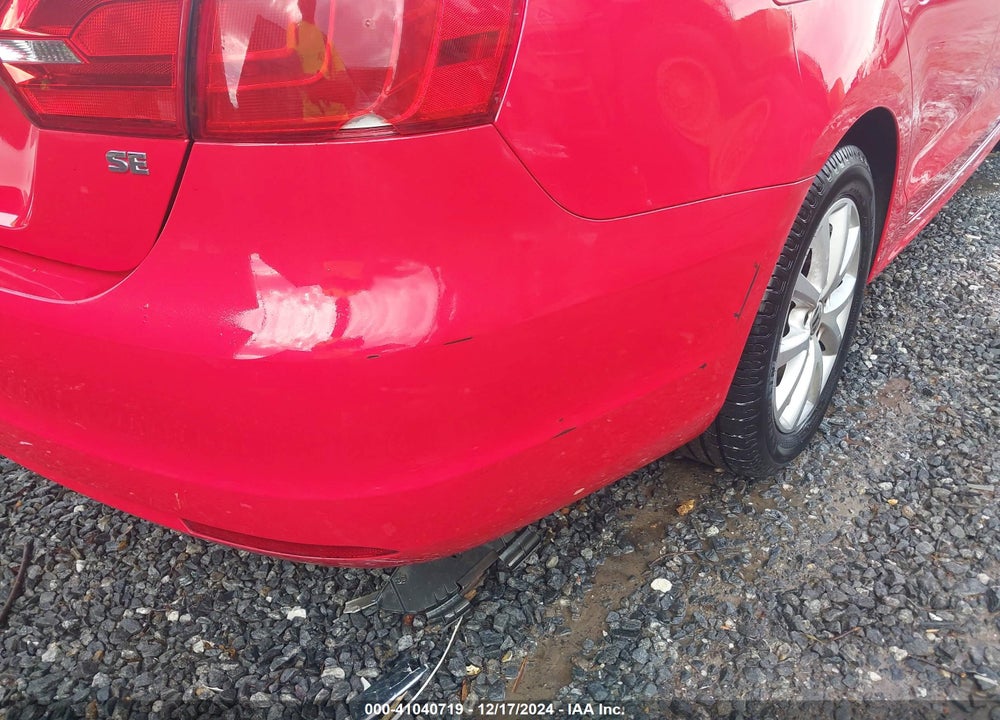 2014 VOLKSWAGEN JETTA 1.8T SE VIN: 3VWD07AJ7EM431129