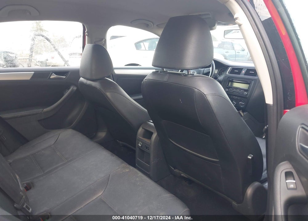 2014 VOLKSWAGEN JETTA 1.8T SE VIN: 3VWD07AJ7EM431129
