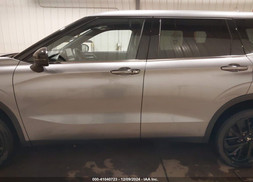2024 MITSUBISHI OUTLANDER VIN: JA4J4VA89RZ020308