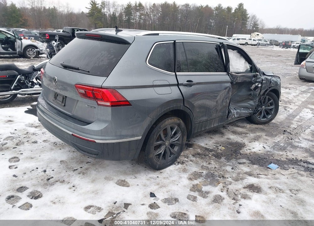 2022 VOLKSWAGEN TIGUAN 2.0T SE VIN: 3VV2B7AX1NM171823