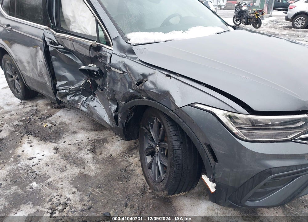 2022 VOLKSWAGEN TIGUAN 2.0T SE VIN: 3VV2B7AX1NM171823