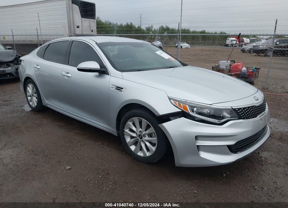 2018 KIA OPTIMA EX VIN: 5XXGU4L38JG216355