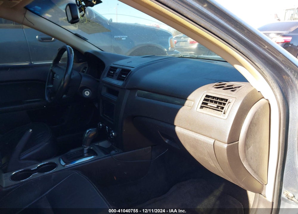 2011 FORD FUSION VIN: 3FAHP0JA5BR232964
