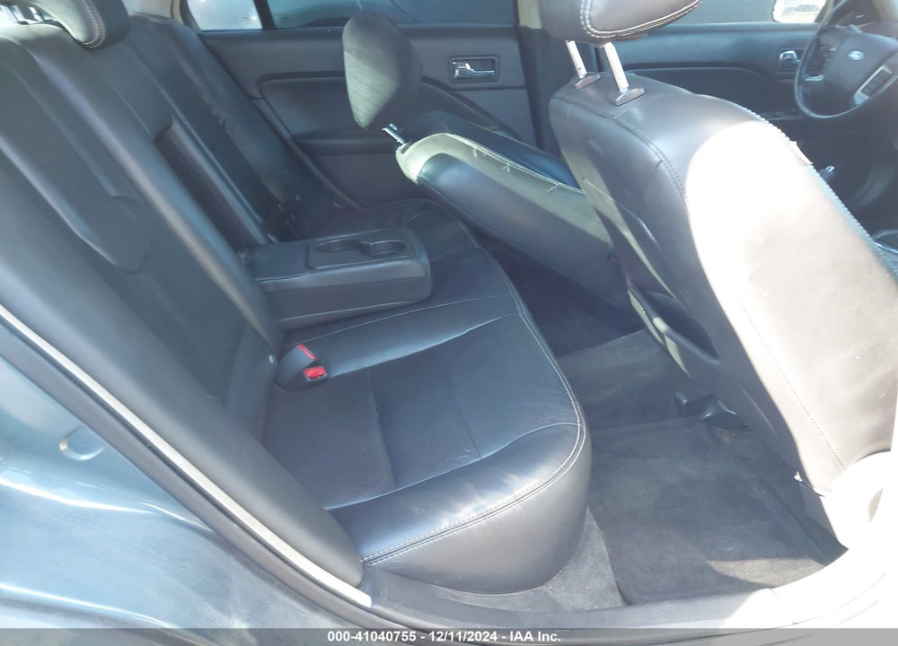 2011 FORD FUSION VIN: 3FAHP0JA5BR232964