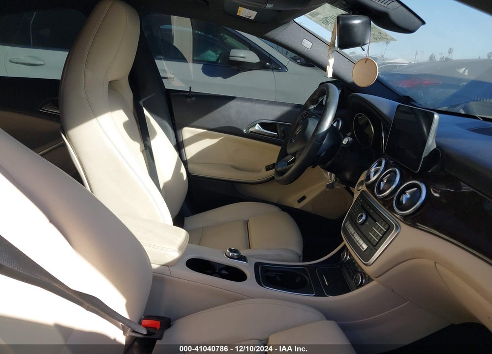 2018 MERCEDES-BENZ CLA 250 VIN: WDDSJ4EB4JN627737