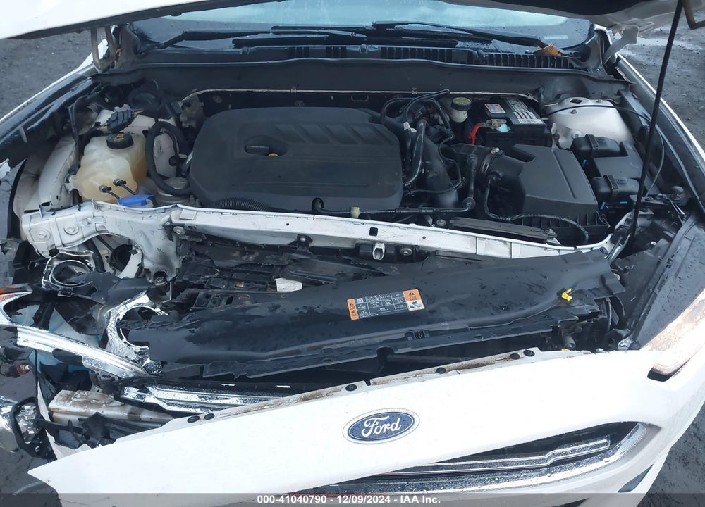 2015 FORD FUSION SE VIN: 3FA6P0HD4FR108195
