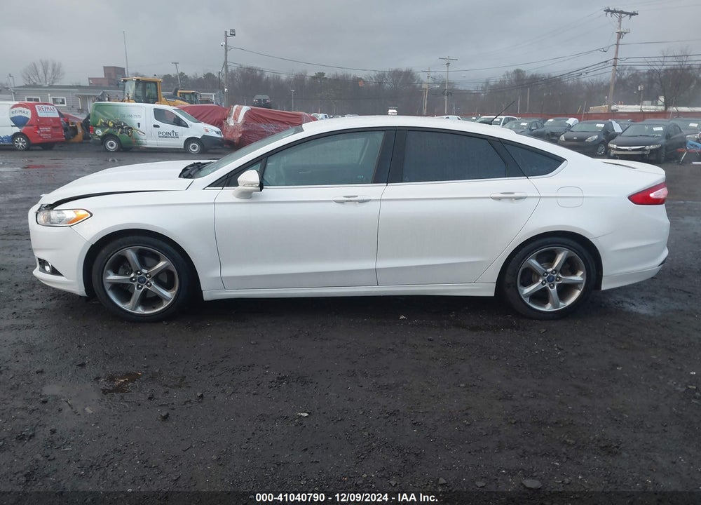 2015 FORD FUSION SE VIN: 3FA6P0HD4FR108195