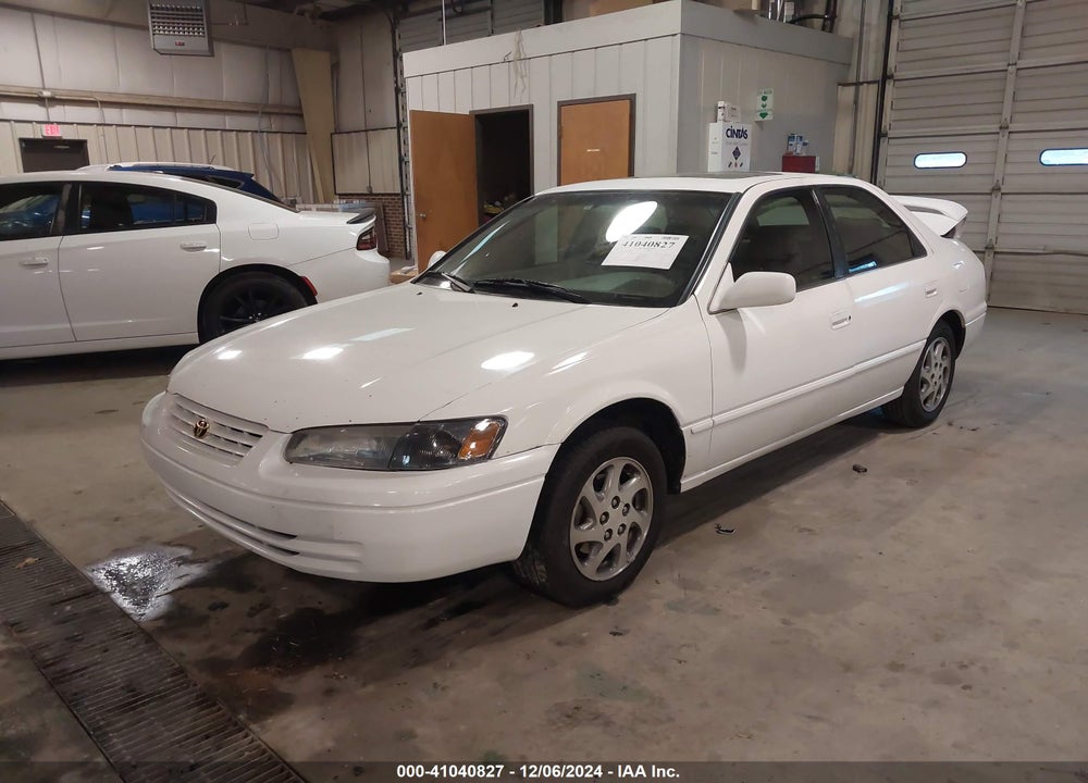 1998 TOYOTA CAMRY XLE V6 VIN: 4T1BF28K3WU926866