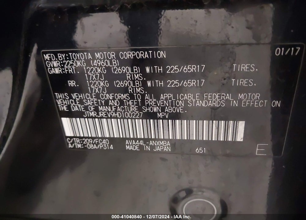 2017 TOYOTA RAV4 HYBRID XLE VIN: JTMRJREV9HD100227