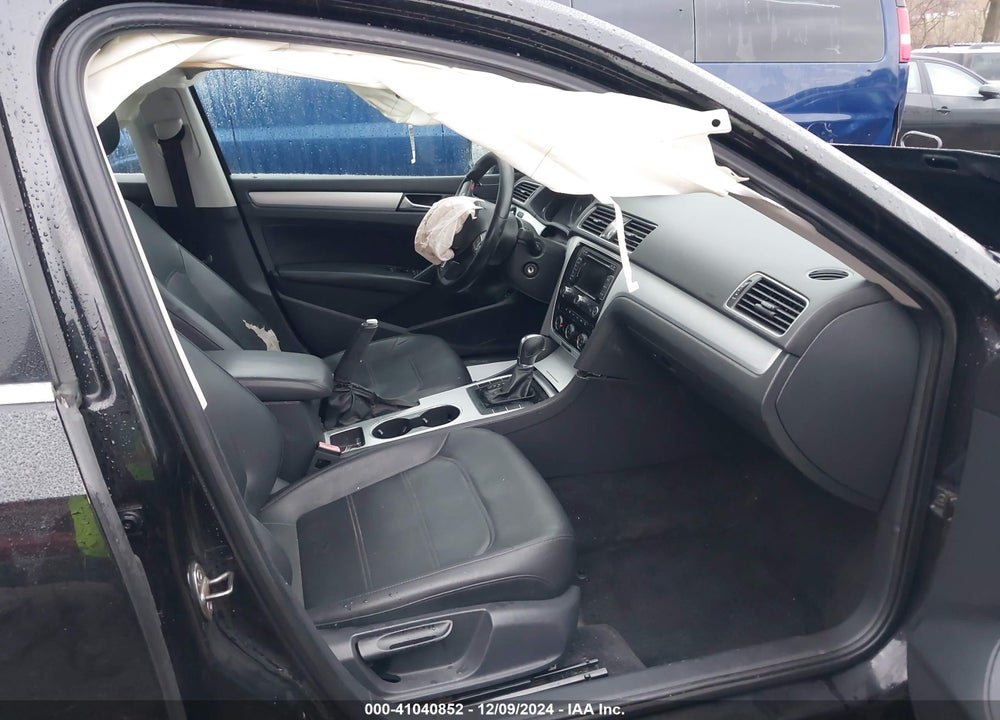 2013 VOLKSWAGEN PASSAT VIN: 1VWBP7A37DC101804